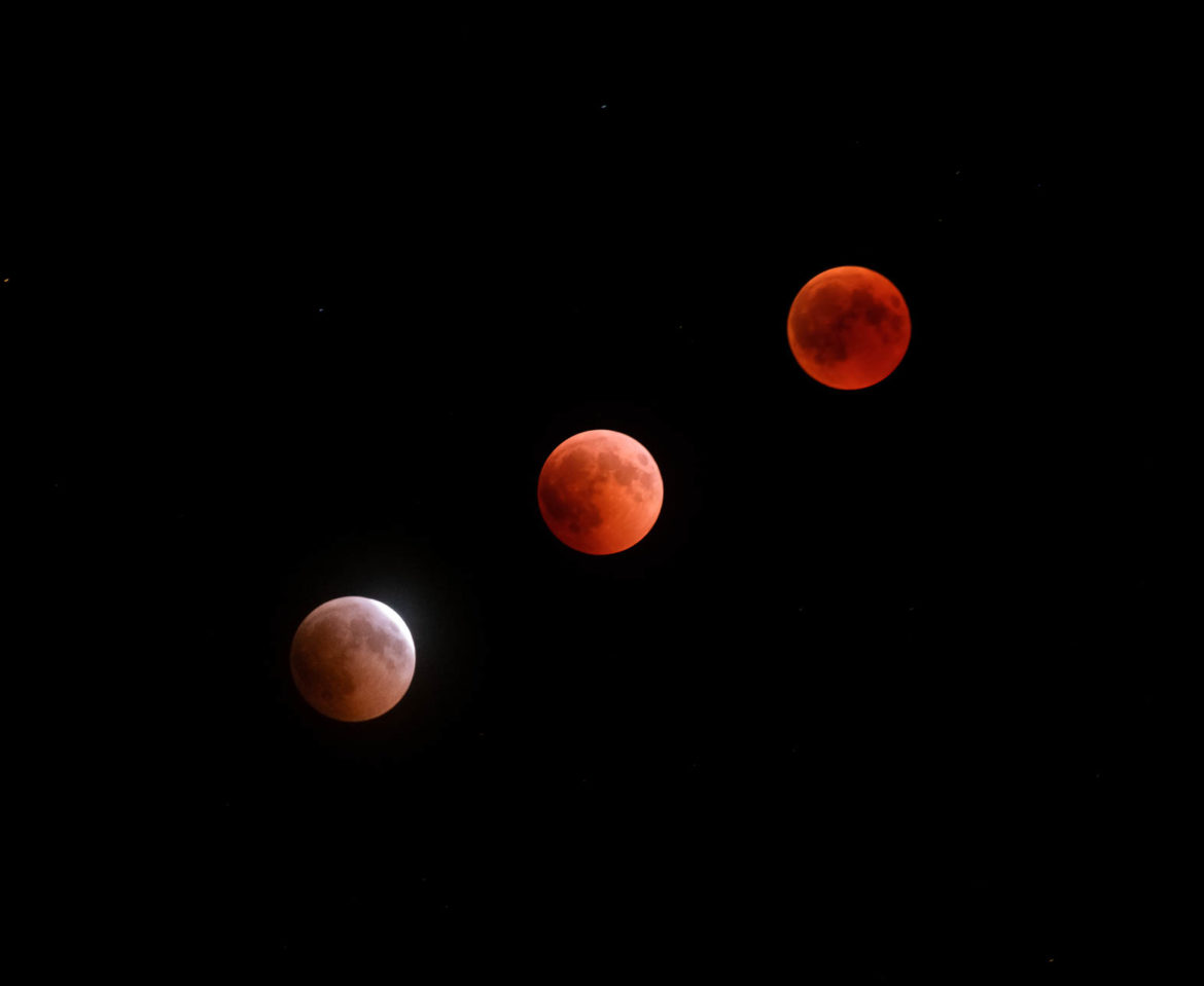 How to Photograph a Total Lunar Eclipse
