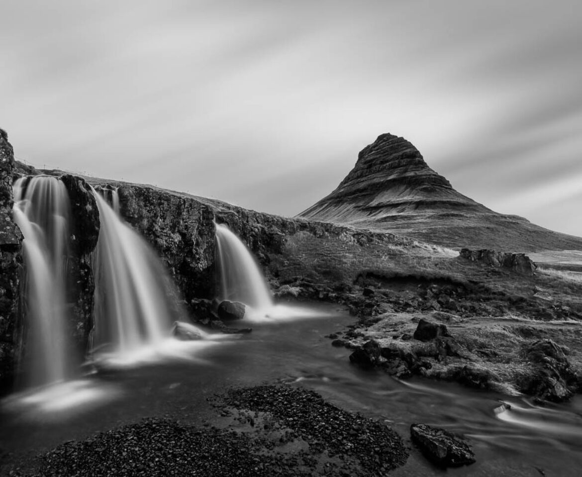 Minimalist Wall Art: Using Moody Icelandic Landscapes as Statement Pieces